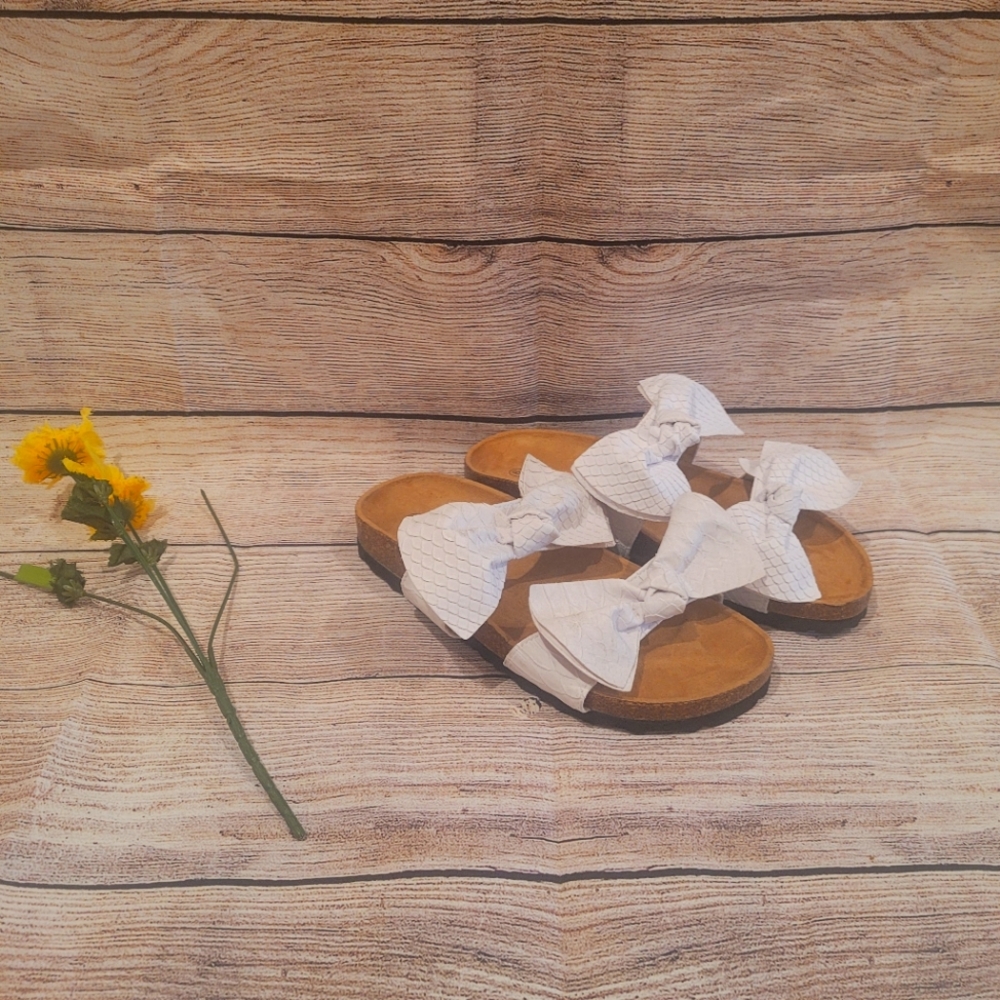 Mata Bow Sandal💞 - Picture 4 of 10